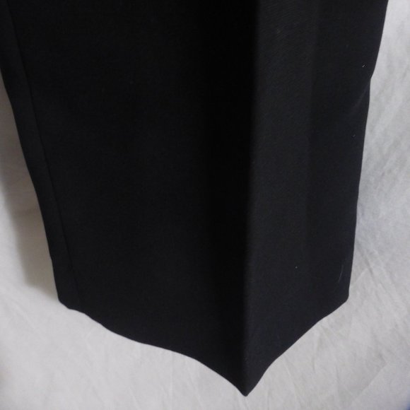 LE SUIT PETITE, size 4P, women's black slacks, side zip and latch fastened, GUC - Picture 8 of 14